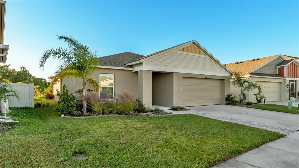 5440 Siltstone Street Lakeland, FL 33811 - Photo 2 of 50