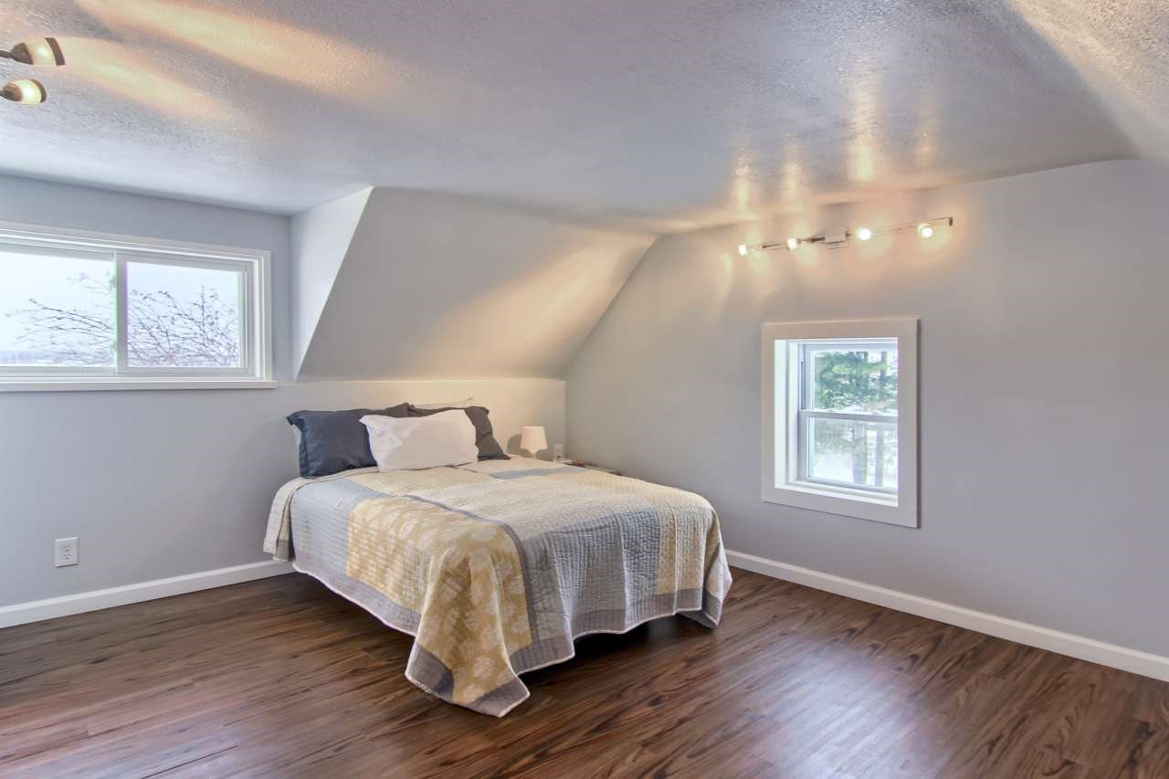 6226 Secor Road Traverse City, MI 49685 - Photo 10 of 34 1841125-9.JPG