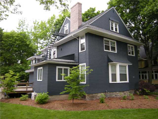 Exterior Front