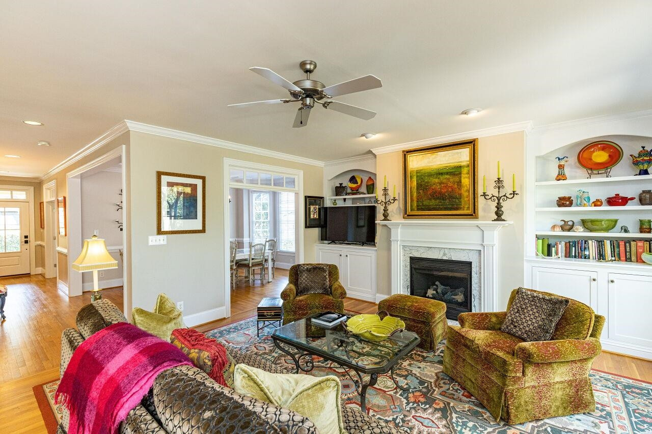 1124 Hobson Court Raleigh, NC 27607 - Photo 12 of 36 Photo 12
