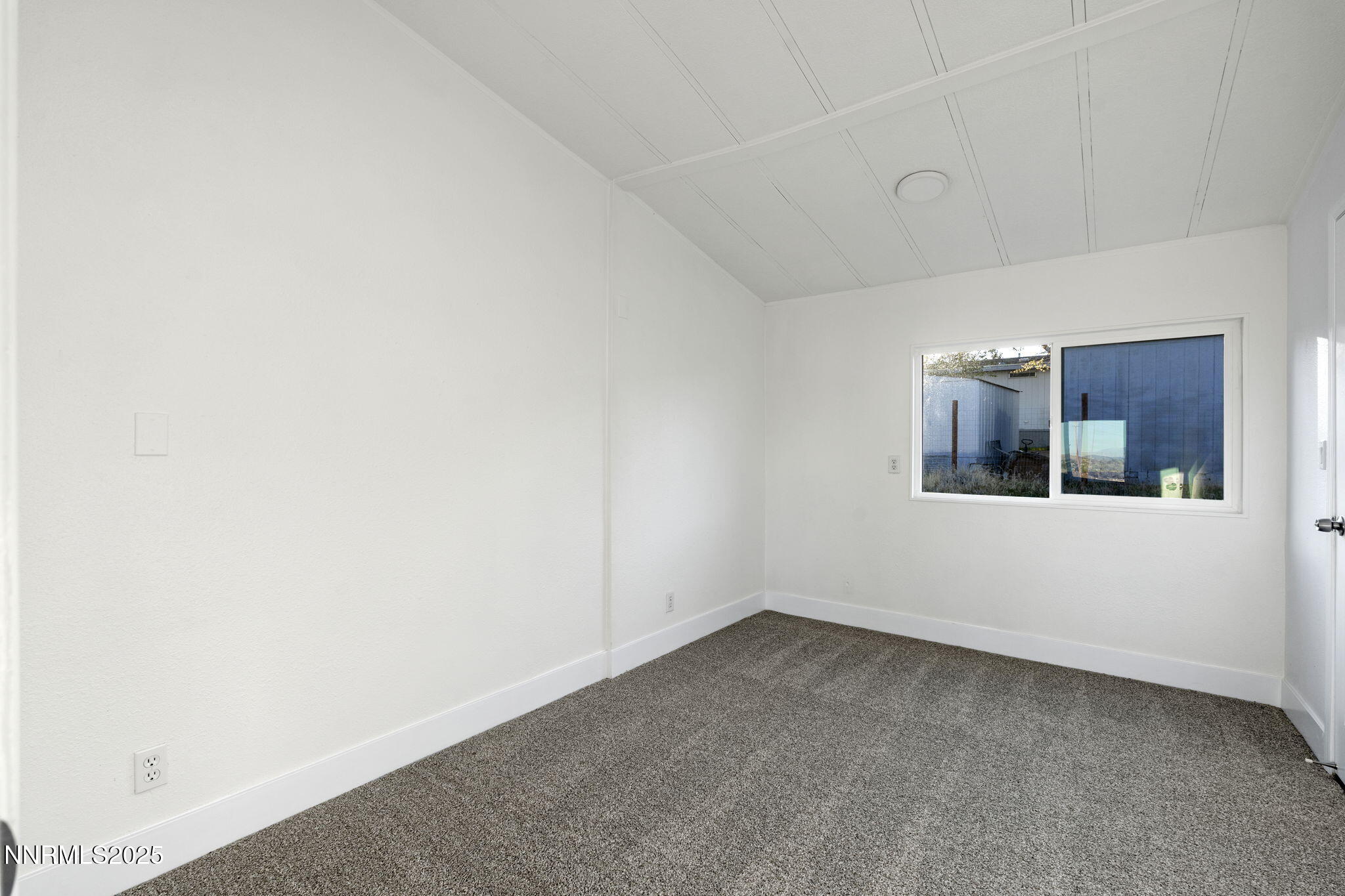 230 Medgar Avenue Reno, NV 89506 - Photo 22 of 43 a view of room and window