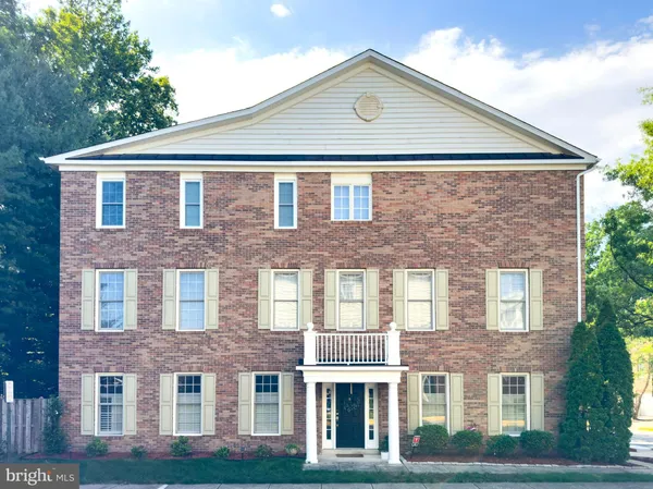 $4,200 | 8320 Dockray Court, Lorton, VA 22079