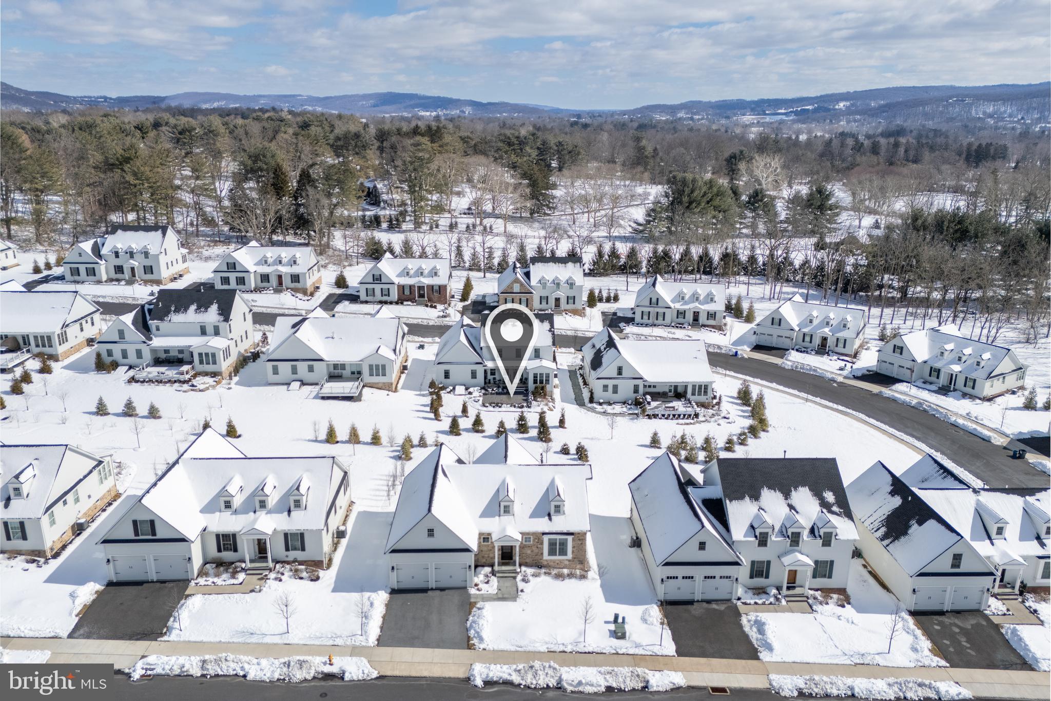 4459 Old Saucon Road Bethlehem, PA 18015 - Photo 4 of 39 a view of city