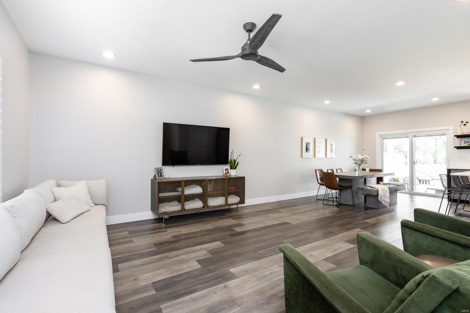 102 West Throp Street Troy, IL 62294 - Photo 6 of 47