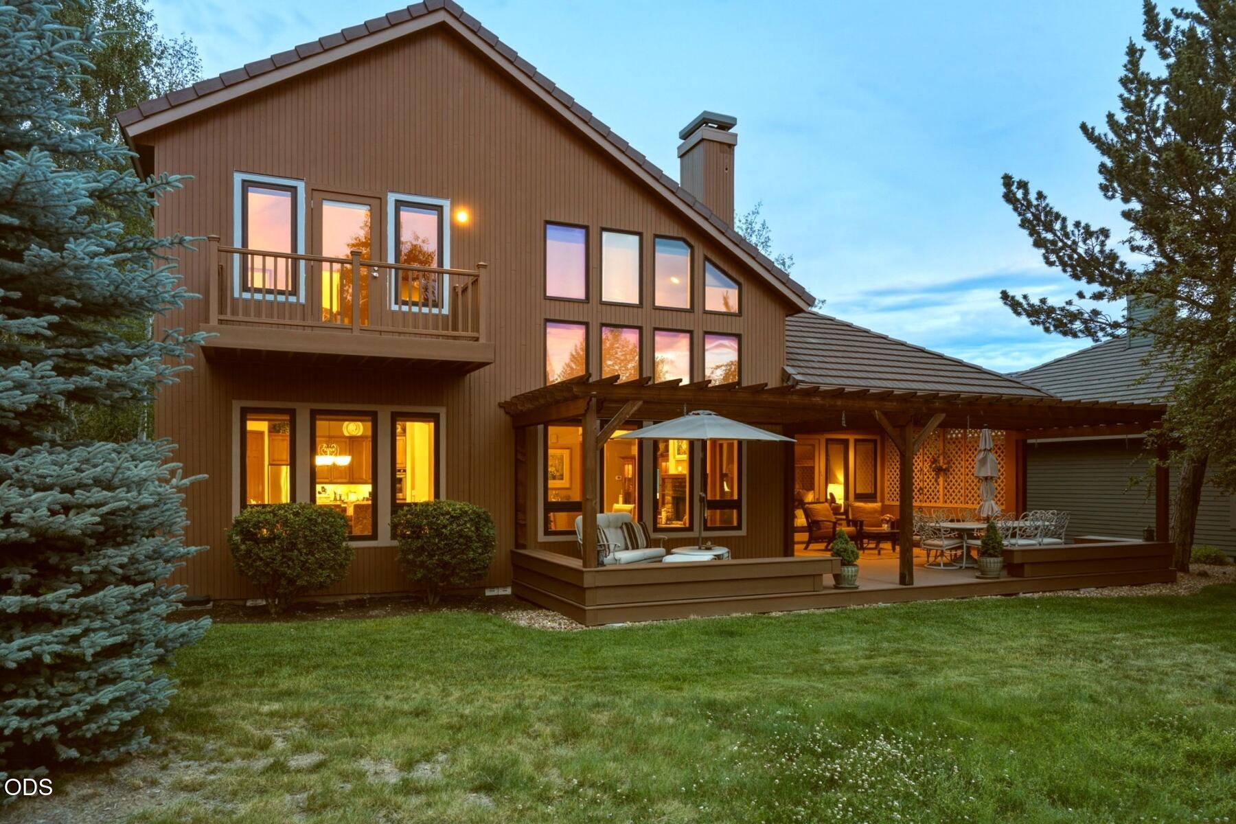 62028 Fall Creek Loop Bend, OR 97702 - Photo 41 of 53