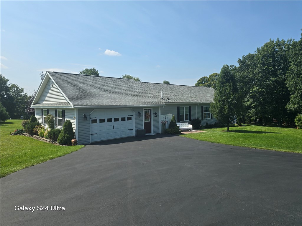 2466 East George Fullagar Road West Penn Yan, NY 14527 - Photo 3 of 47