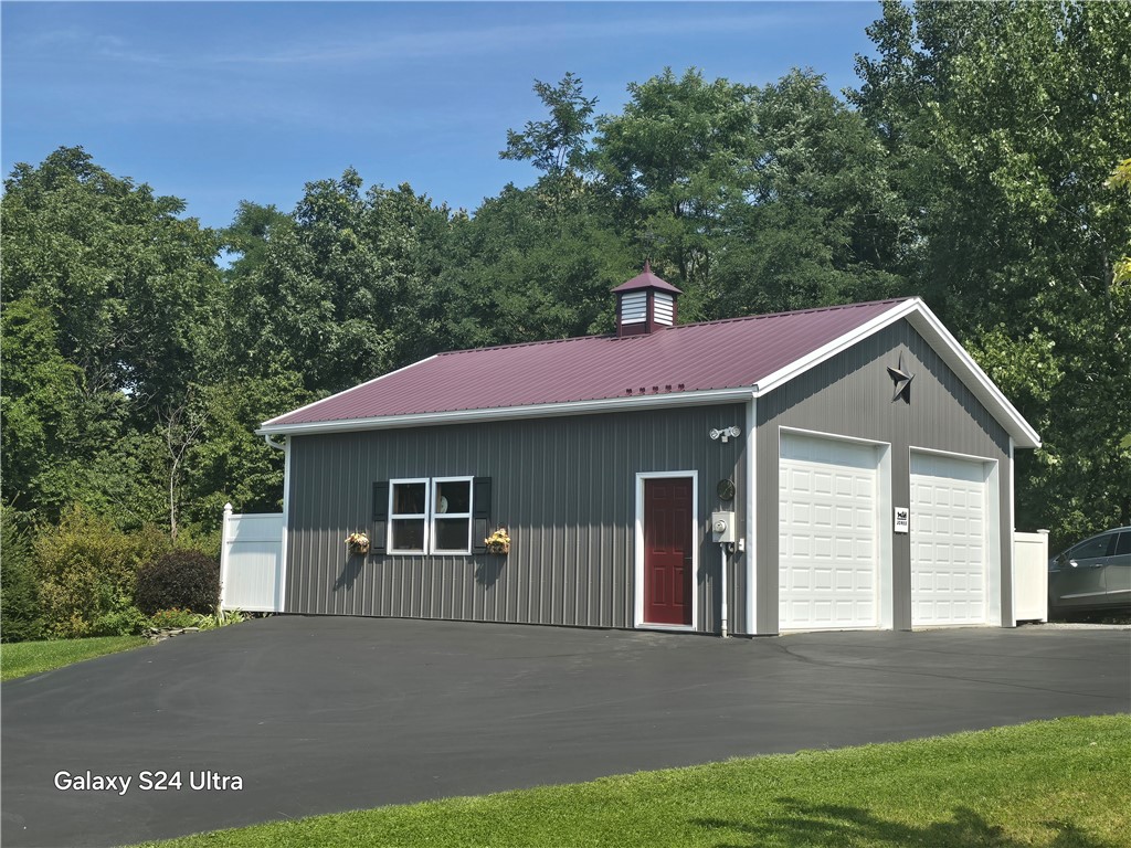 2466 East George Fullagar Road West Penn Yan, NY 14527 - Photo 4 of 47