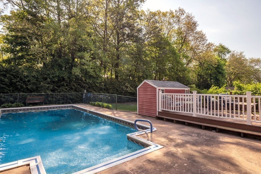 163 Cedar Road Longmeadow, MA 01106 - Photo 34 of 39 a view of a garden with wooden floor