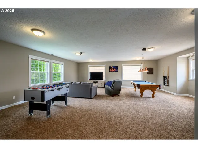 $899,000 | 2351 Northwest Pinehurst Drive, McMinnville, OR 97128