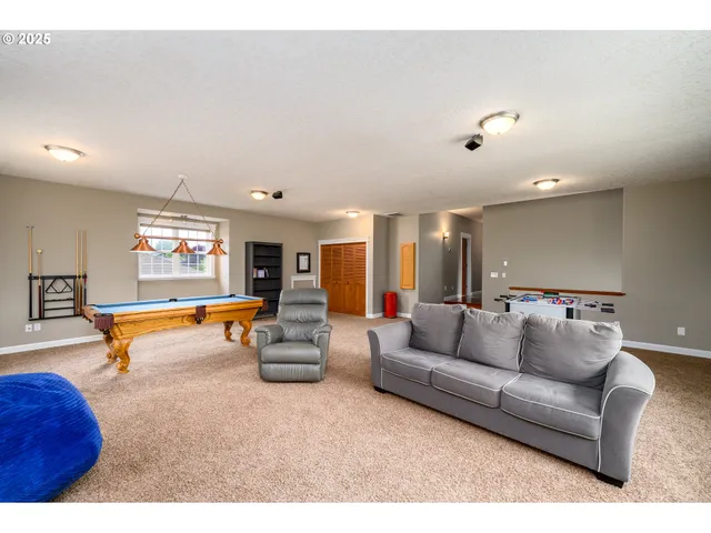 $899,000 | 2351 Northwest Pinehurst Drive, McMinnville, OR 97128