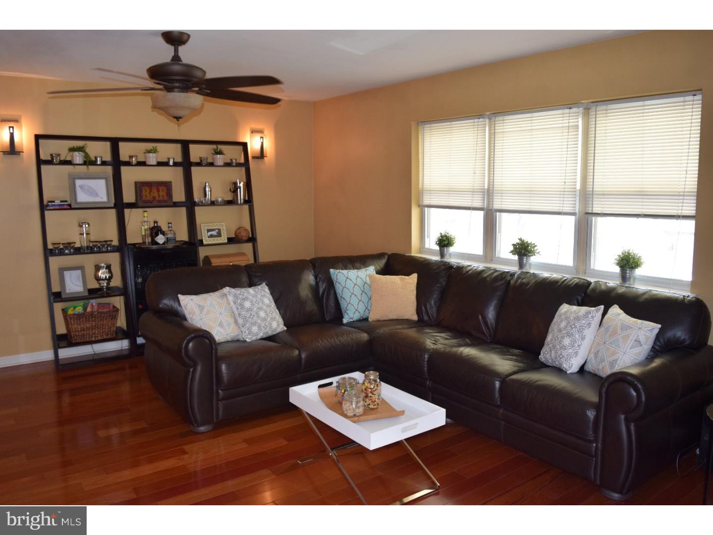 7925 Calvert Street Philadelphia, PA 19152 - Photo 12 of 22 Gallery Image 12