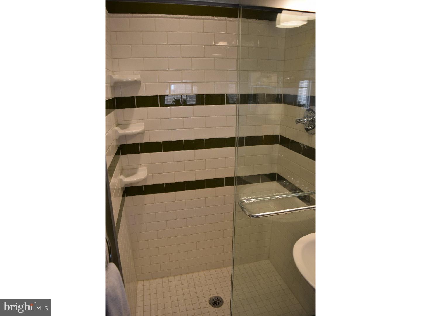 7925 Calvert Street Philadelphia, PA 19152 - Photo 18 of 22 Gallery Image 18