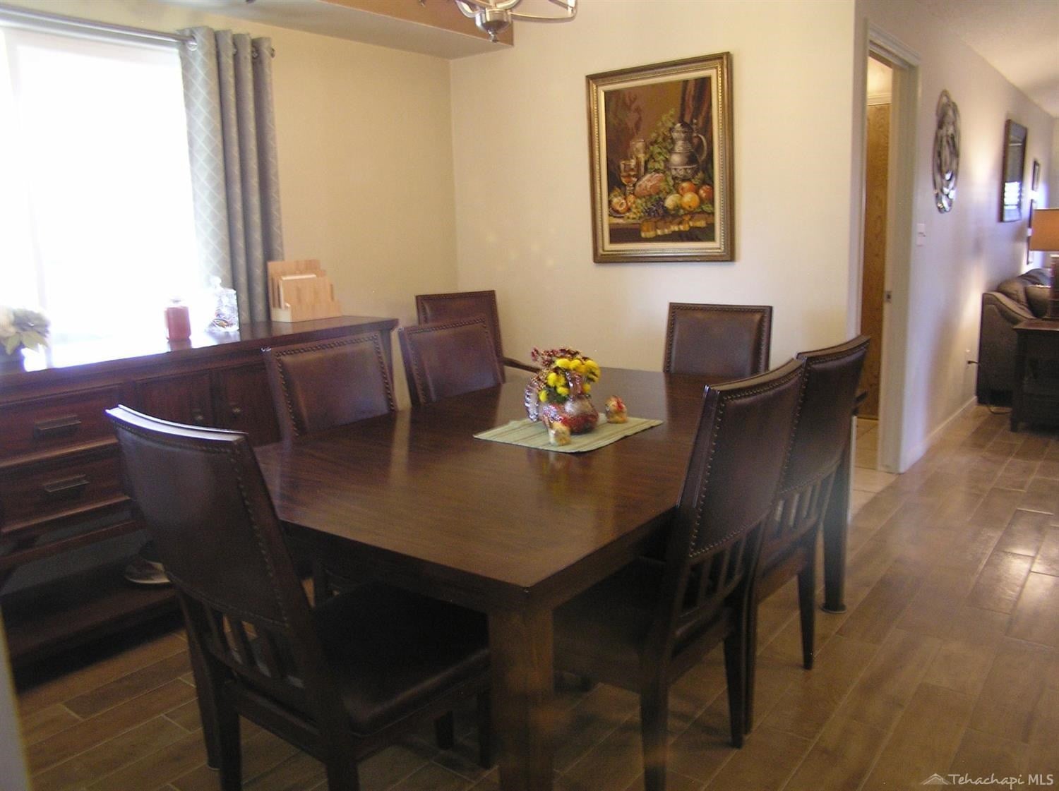 19900 Meadows Road Tehachapi, CA 93561 - Photo 8 of 42 Gallery Image 8