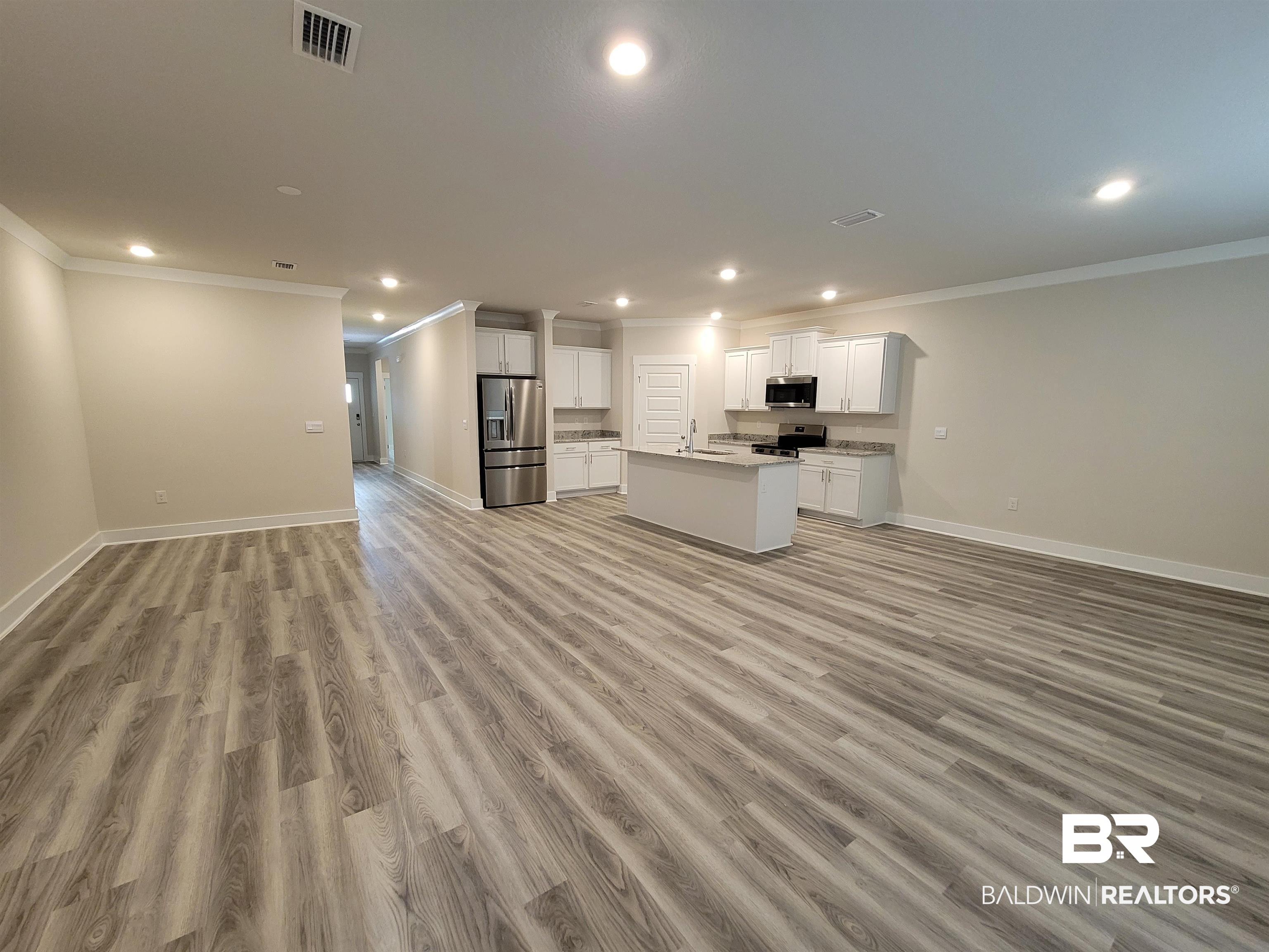 1045 Hayward Loop Foley, AL 36535 - Photo 3 of 19