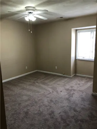 $1,950 | 293 Cowesett Avenue, Unit 2, West Warwick, RI 02893