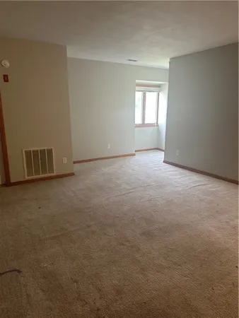 $1,950 | 293 Cowesett Avenue, Unit 2, West Warwick, RI 02893