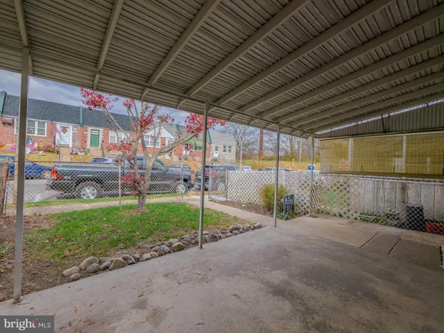 $180,000 | 325 White Avenue, Linwood, PA 19061