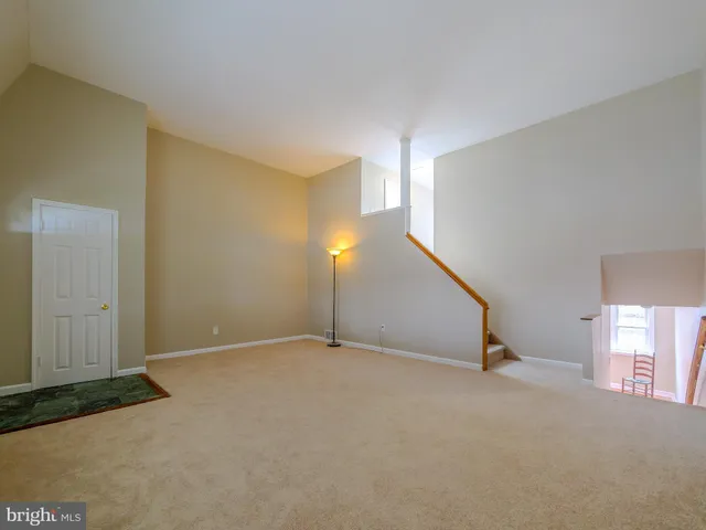 $180,000 | 325 White Avenue, Linwood, PA 19061