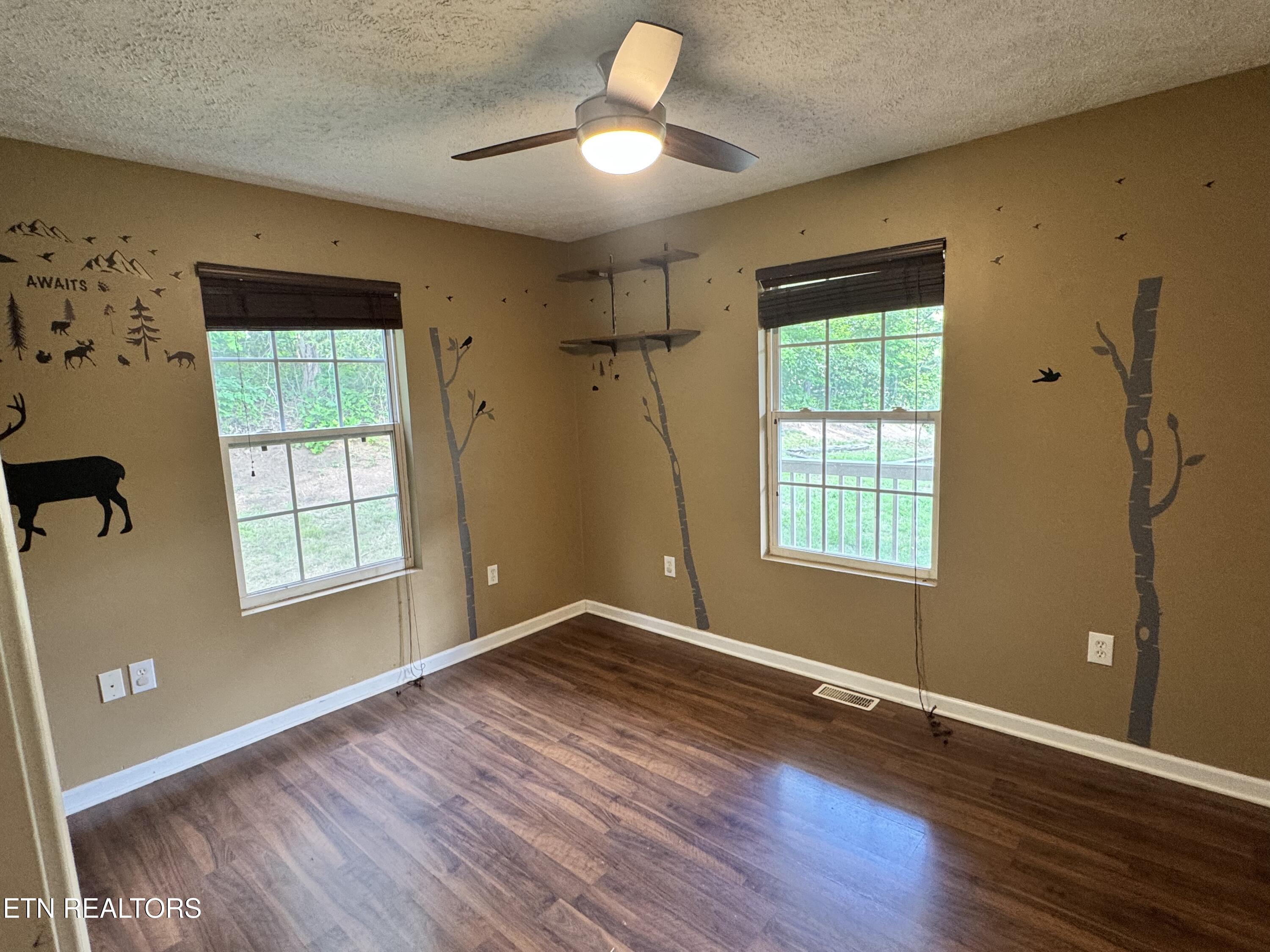 211 Jamie Street Maynardville, TN 37807 - Photo 21 of 27 2025-05-19 16.22.30