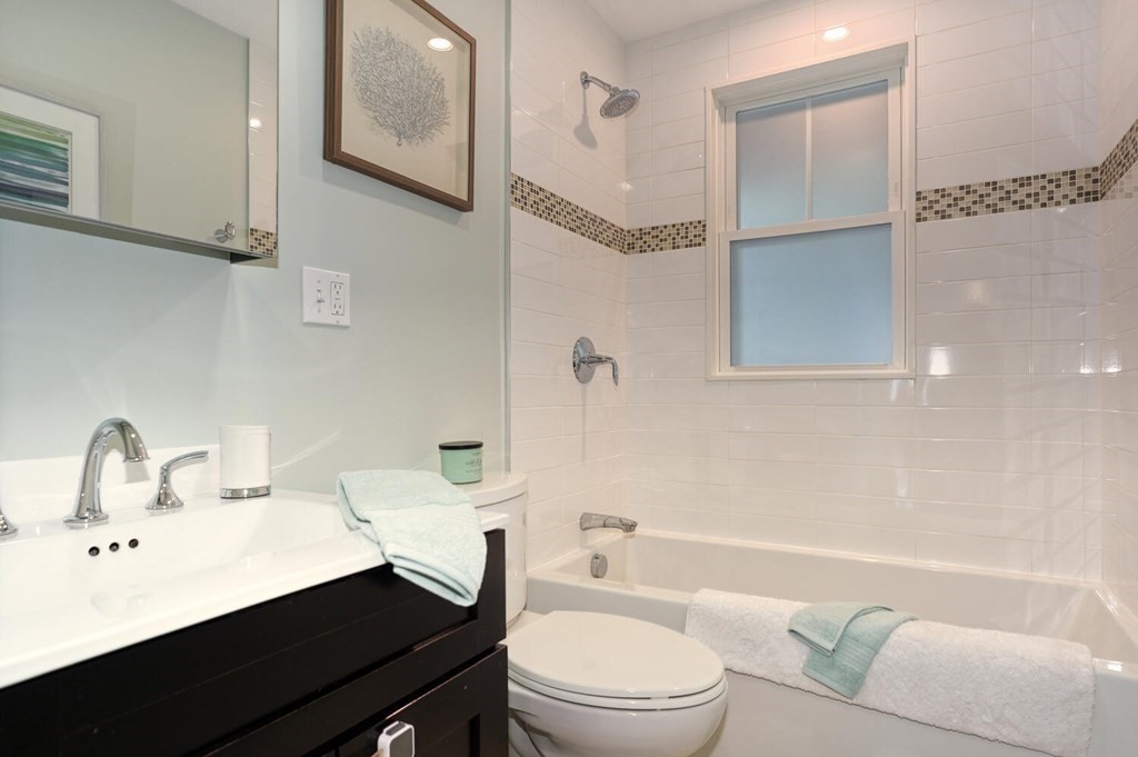 26 Park Road, Unit 2 Belmont, MA 02478 - Photo 15 of 26