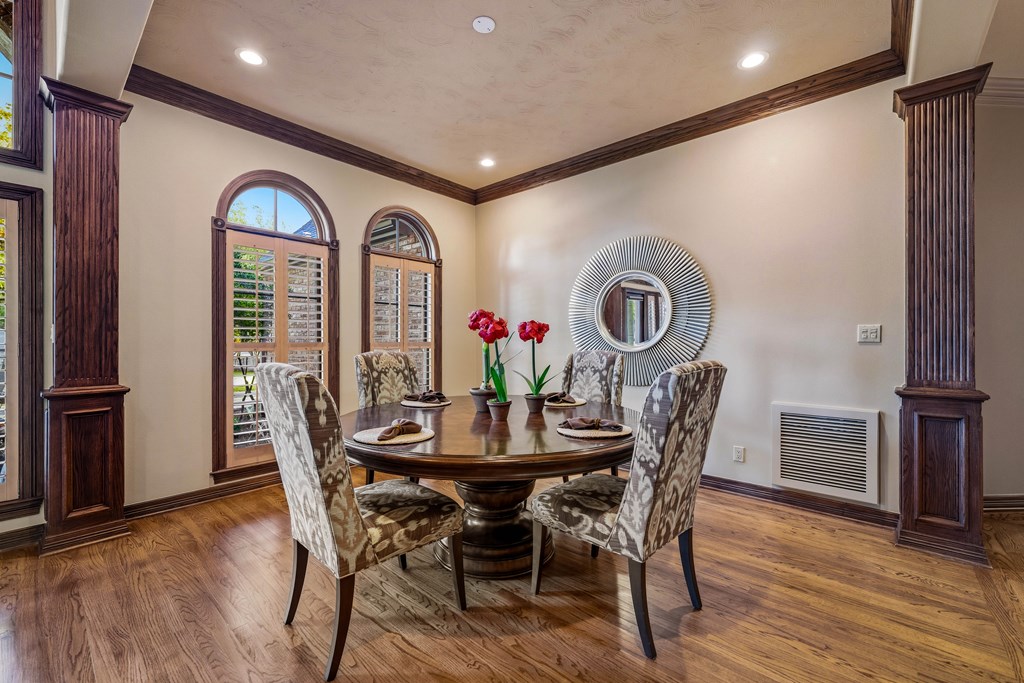 2409 West Commerce Street San Saba, TX 76877 - Photo 13 of 96 a dining room with furniture and window
