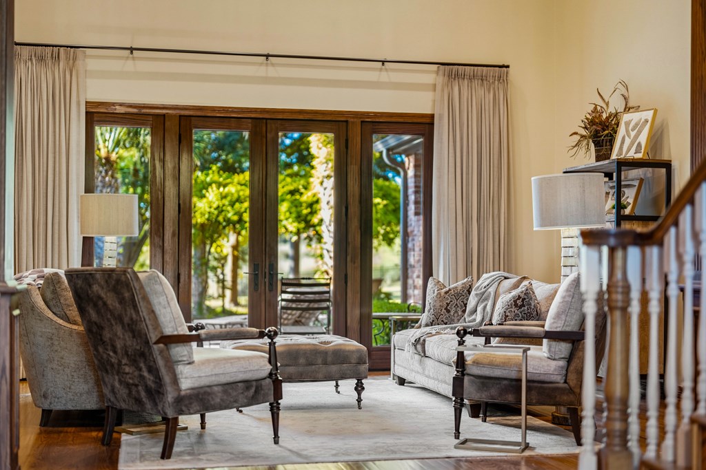 2409 West Commerce Street San Saba, TX 76877 - Photo 18 of 96 a living room with furniture and a window