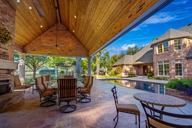 $1,900,000 | 2409 West Commerce Street, San Saba, TX 76877