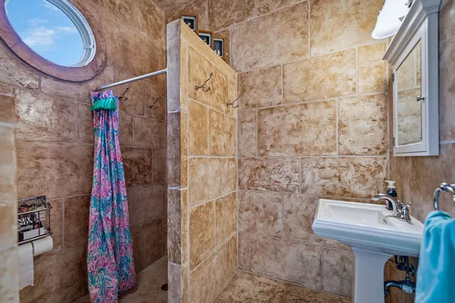 $1,900,000 | 2409 West Commerce Street, San Saba, TX 76877