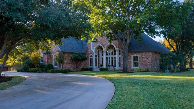 $1,900,000 | 2409 West Commerce Street, San Saba, TX 76877