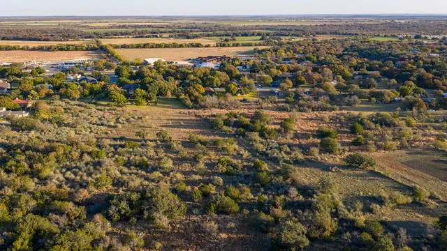 $1,900,000 | 2409 West Commerce Street, San Saba, TX 76877