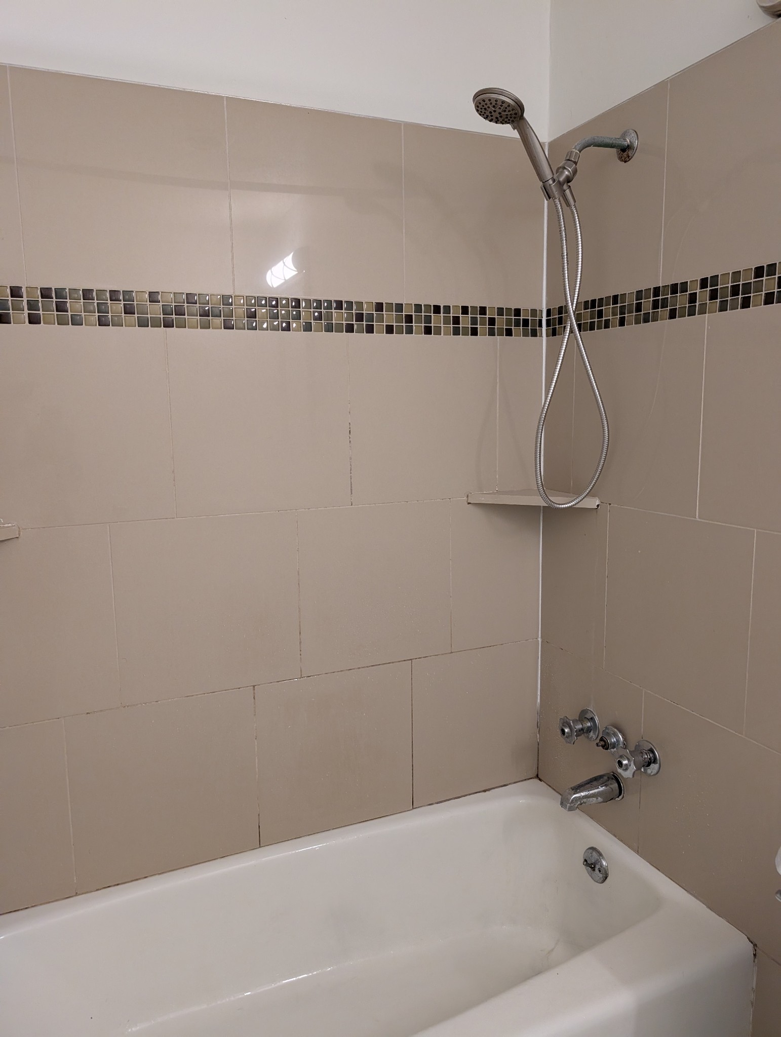 441 Harding Place, Unit B2 Nashville, TN 37211 - Photo 11 of 12 a bathroom with a bathtub and a shower
