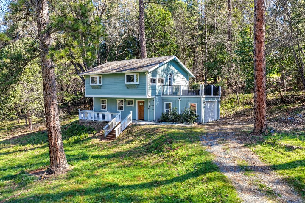 3191 Fort Jim Road Placerville, CA 95667 - Photo 2 of 30 a view of a house with backyard