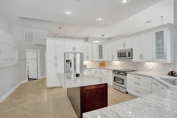 $7,200 | 9724 Northwest 66th Place, Parkland, FL 33076