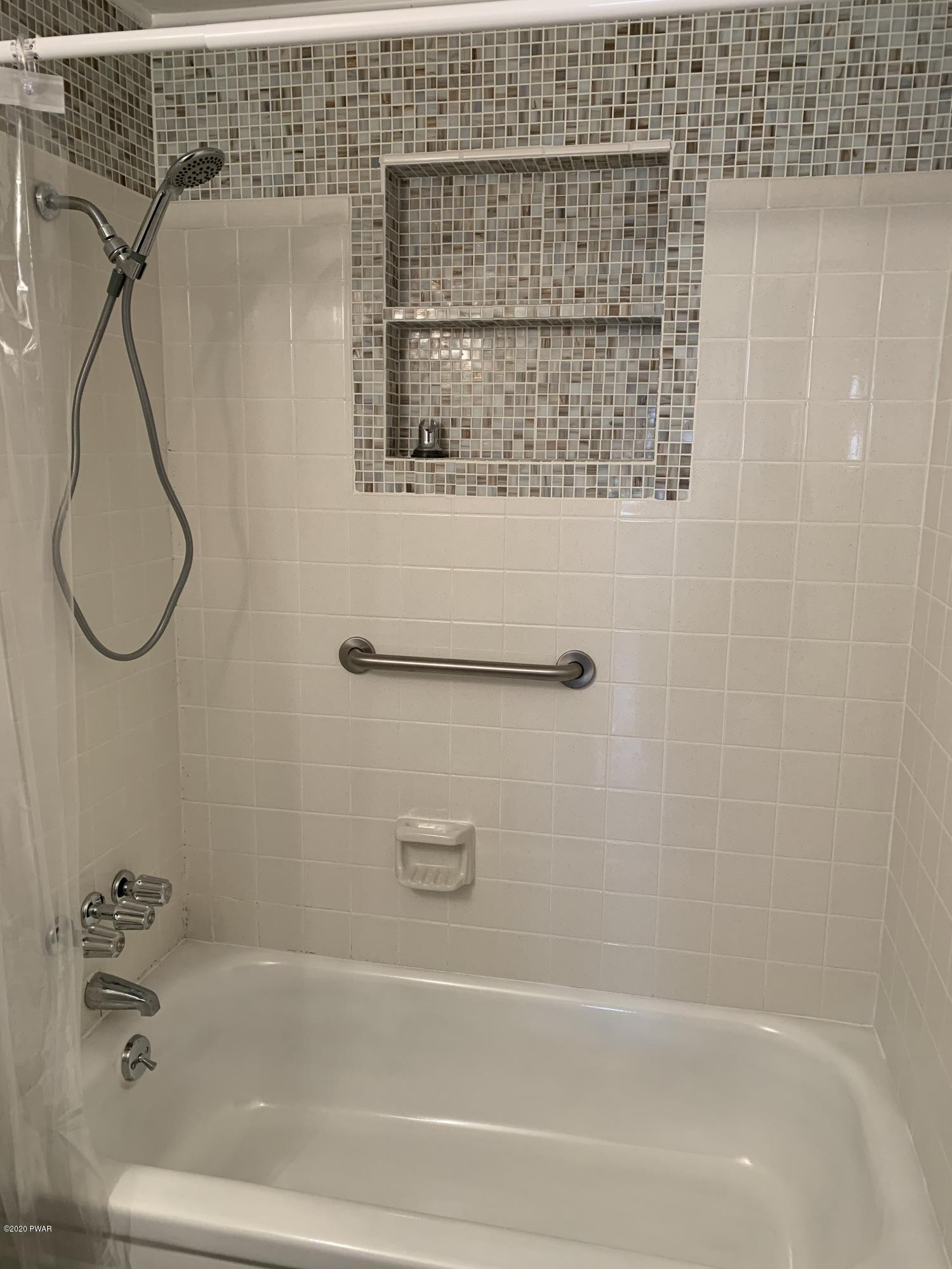 117 Wordsworth Road Milford, PA 18337 - Photo 8 of 13