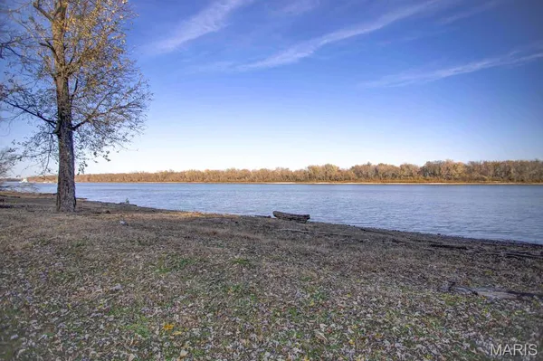 $38,000 | 141 Alexander Lane, Eldred, IL 62027