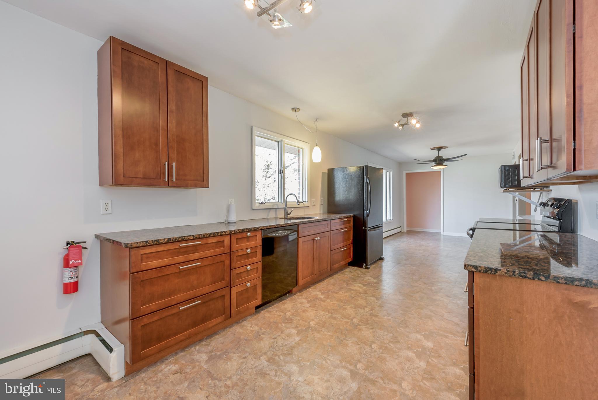 106 West Upper Ferry Road Ewing, NJ 08628 - Photo 11 of 25 Kitchen