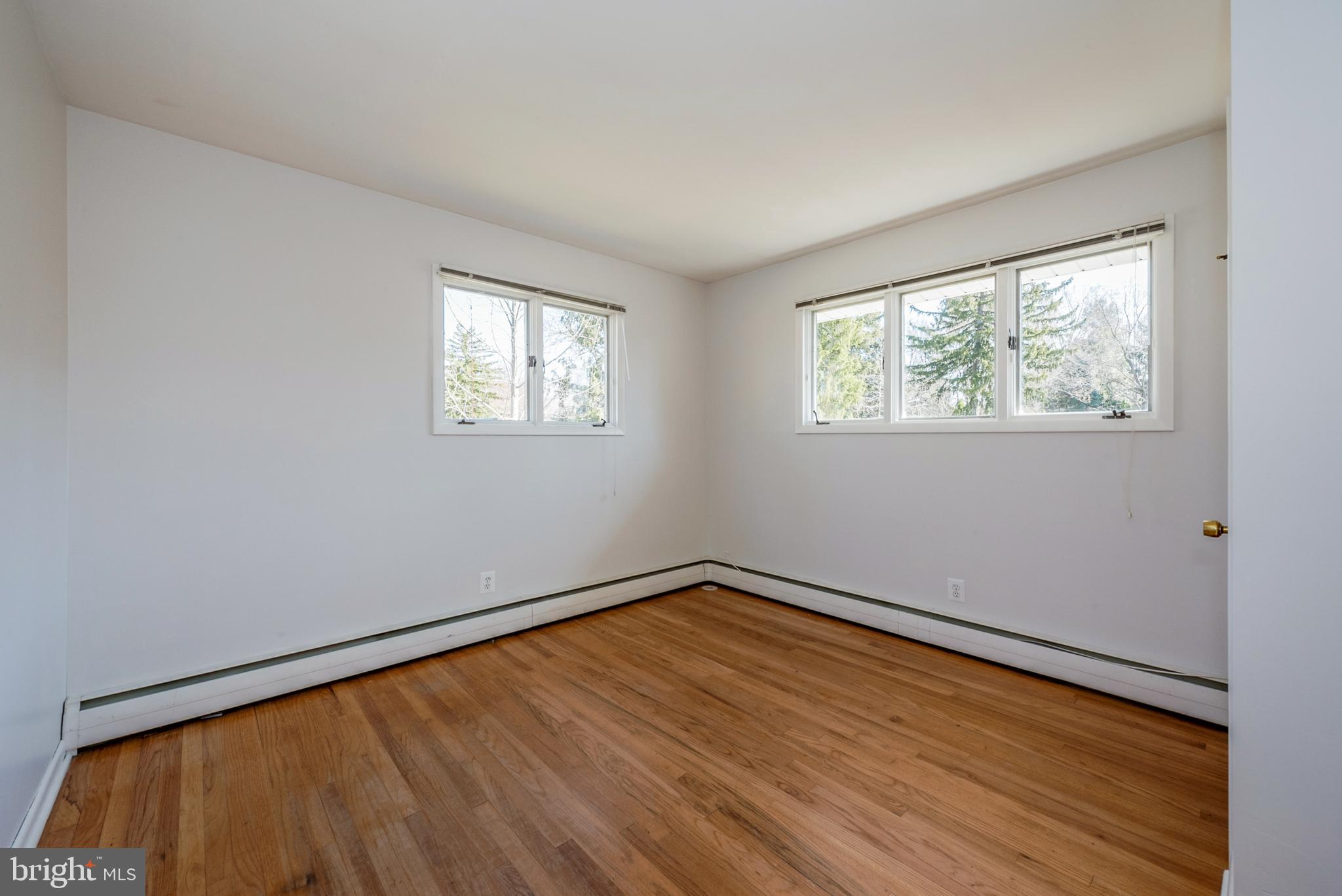 106 West Upper Ferry Road Ewing, NJ 08628 - Photo 15 of 25 Bedroom 3