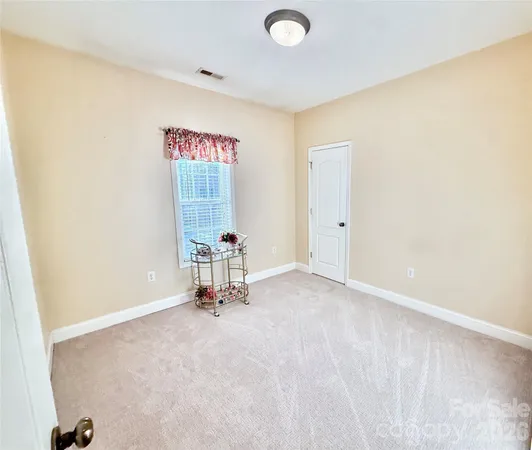 $238,500 | 1364 21st Avenue Northeast, Hickory, NC 28601