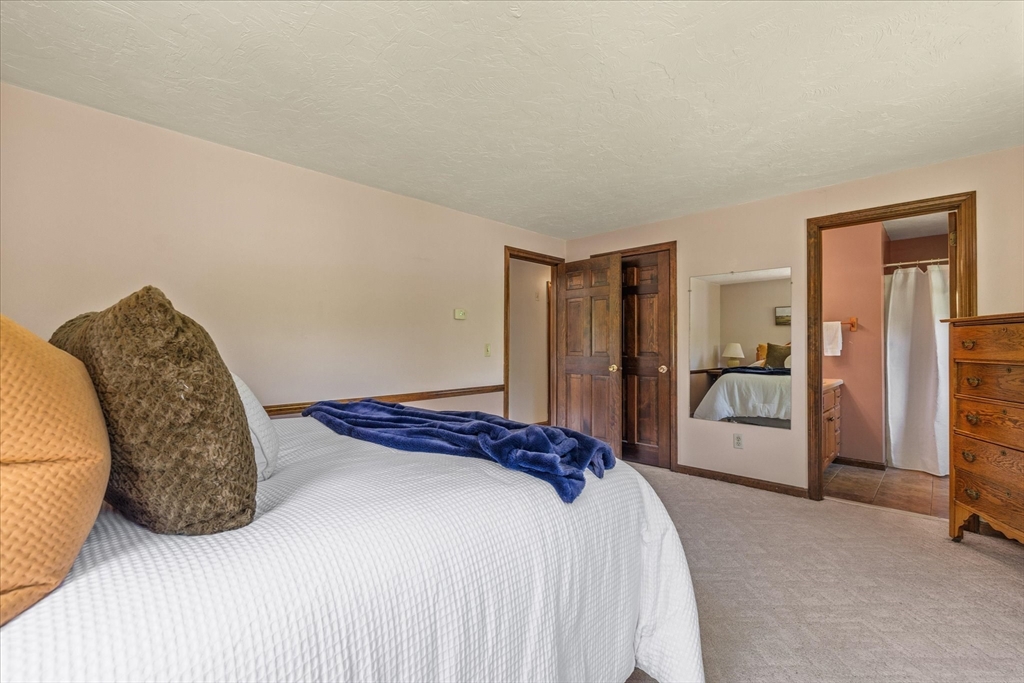 2 Fox Run Road Sterling, MA 01564 - Photo 21 of 41