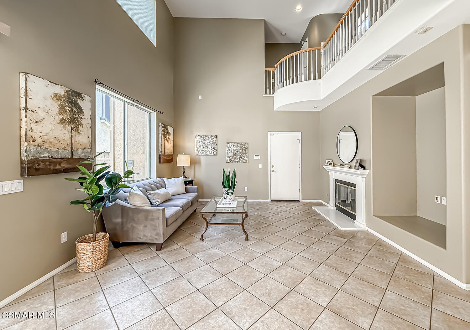 2511 Aurora Lane Simi Valley, CA 93063 - Photo 14 of 48 a living room with furniture