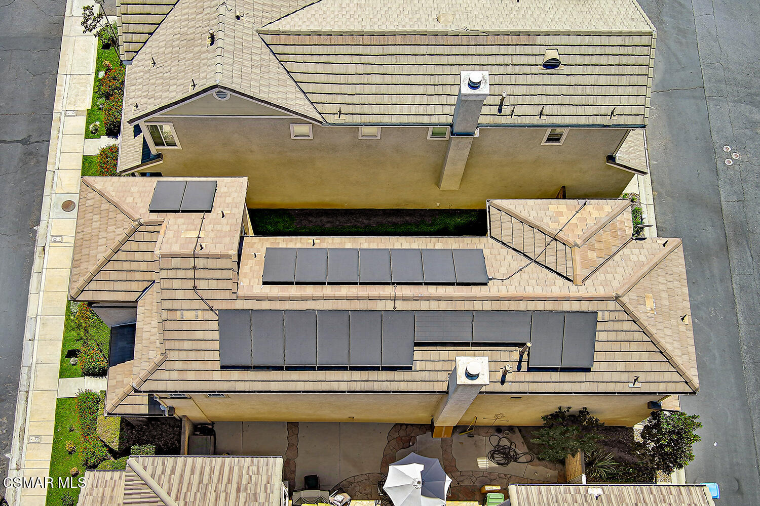 2511 Aurora Lane Simi Valley, CA 93063 - Photo 46 of 48 a view of a back yard of the house