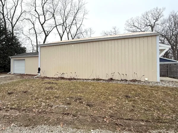 $724,900 | 11362 East Shore Drive, Delton, MI 49046
