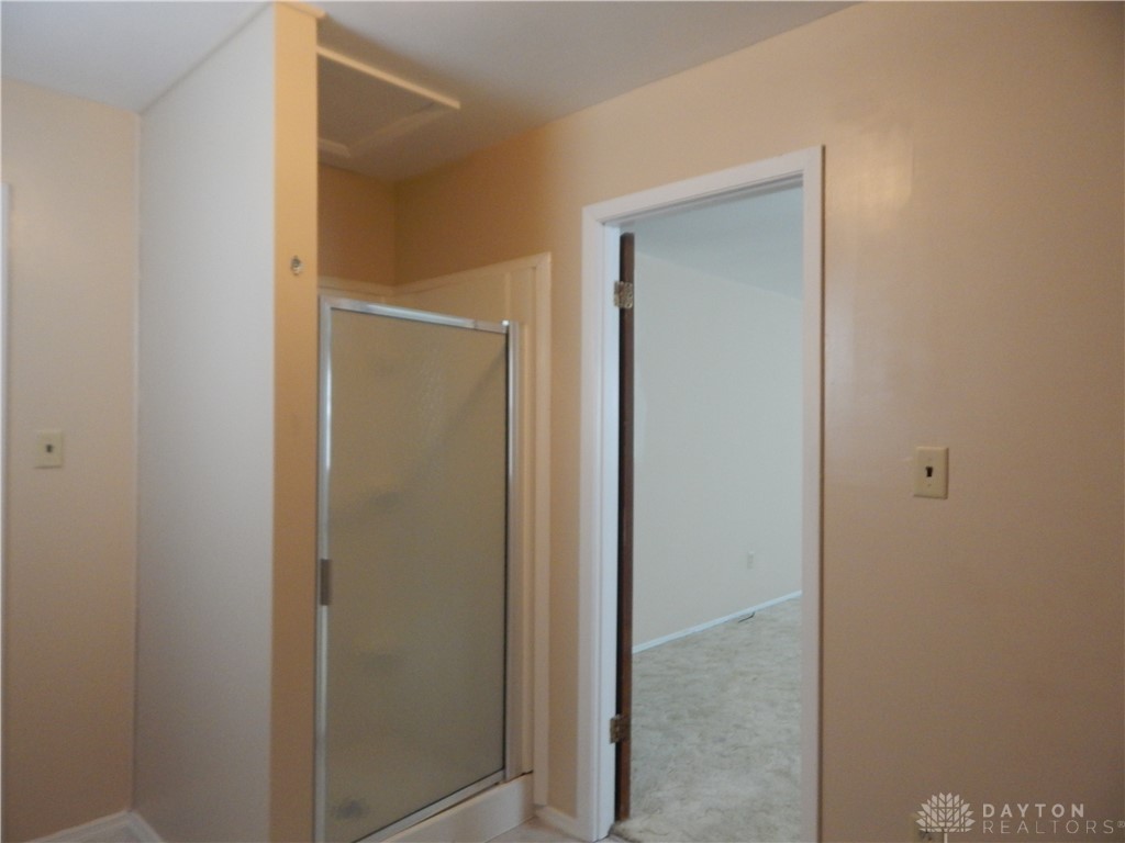 1885 East Westbrook Road Dayton, OH 45415 - Photo 9 of 15