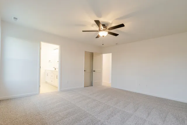 $499,500 | 2 Bucktown Court, Bloomington, IL 61705