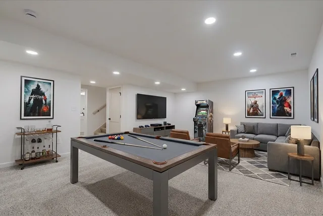 $499,500 | 2 Bucktown Court, Bloomington, IL 61705