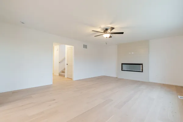 $494,500 | 2 Bucktown Court, Bloomington, IL 61705