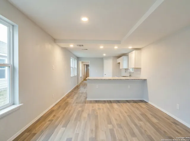 $1,800 | 631 Potomac, San Antonio, TX 78202