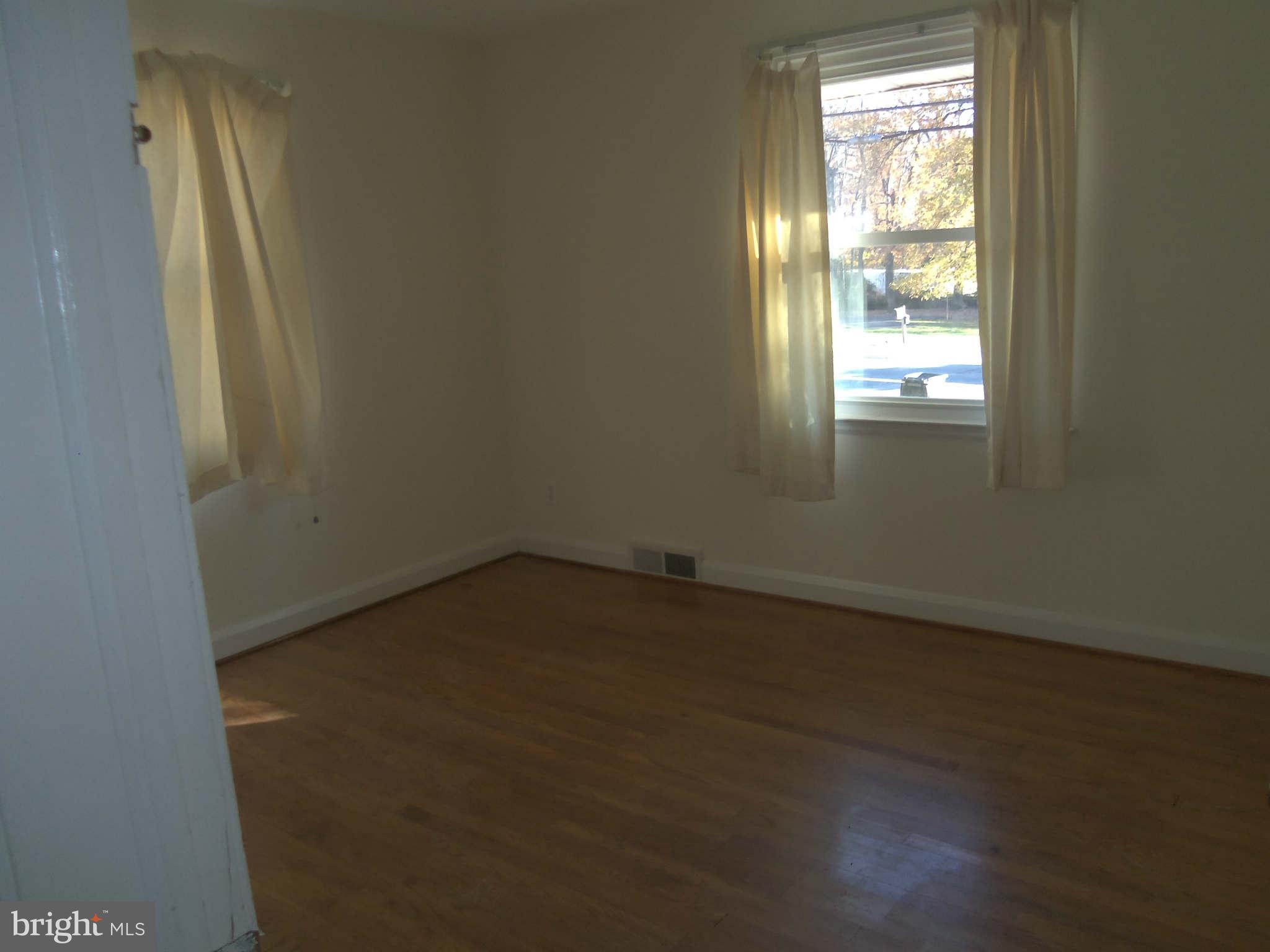 308 Paradise Road Aberdeen, MD 21001 - Photo 13 of 21 Bedroom (Master)