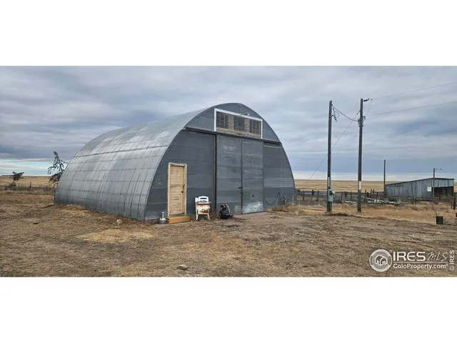 a view of outdoor space