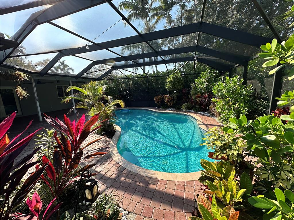 3341 Liberty Street Hollywood, FL 33021 - Photo 2 of 30